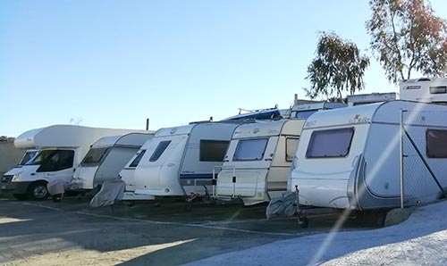 aparcamiento caravanas Camping San Juan